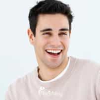 Dental Veneers in Tijuana, Mexico: Evaluating Safety, Costs, and Provider Credentials